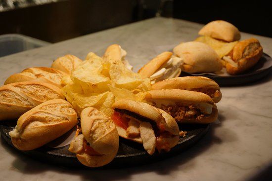 100 Montaditos